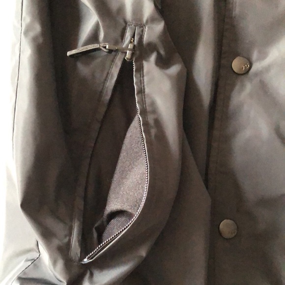 🏝️ EUC - Analog Windbreaker - Picture 4 of 9